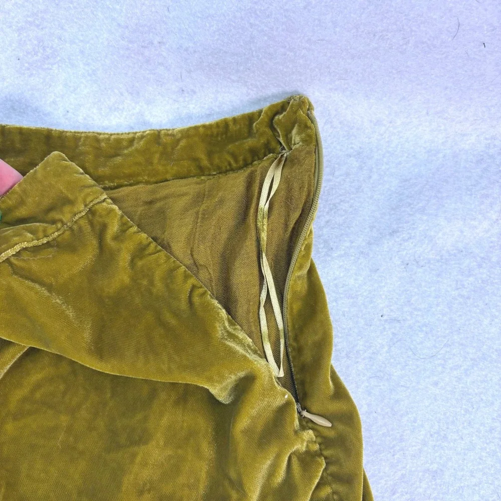 Free People Olive Ruched Vivienne Velvet Mini Skirt Sz 4 Boho Whimsigoth Indie